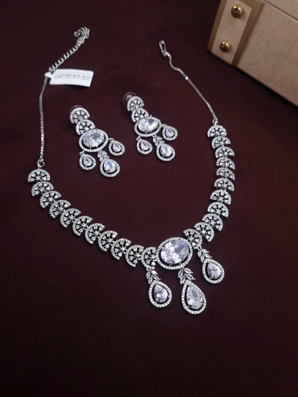 Aarohi Silver-Toned Zirconia Necklace Set