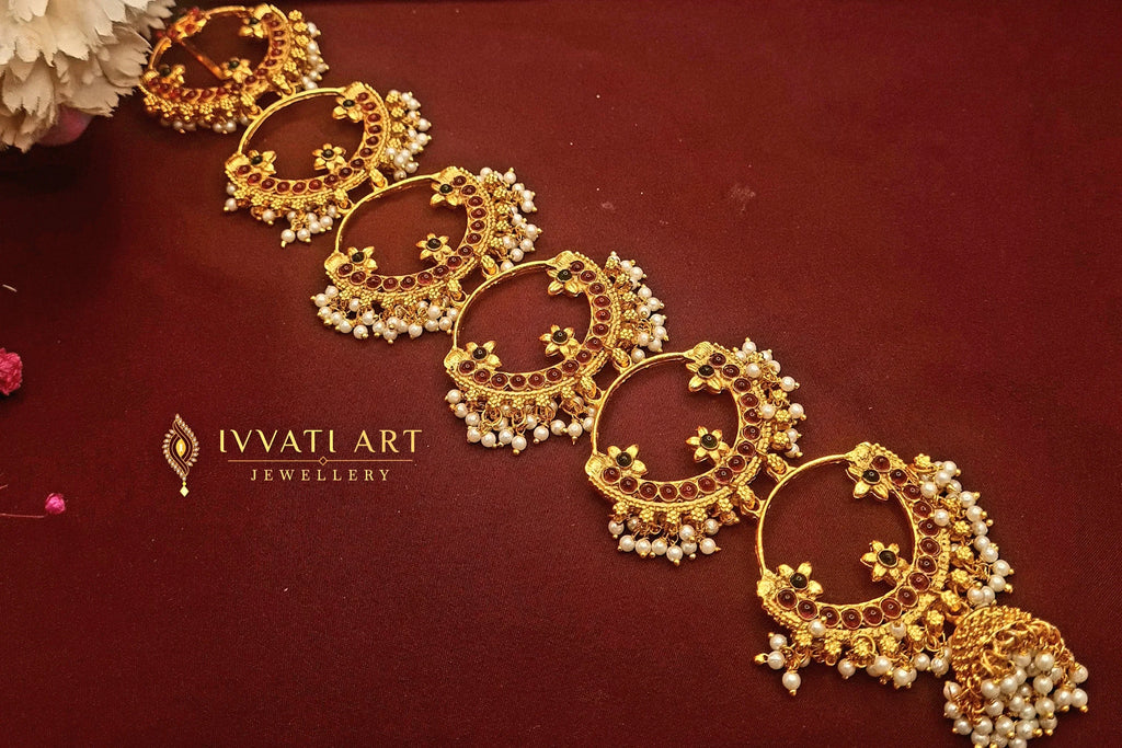 Jada Billa South Indian Temple Braid Jewellery – Antique Gold Finish