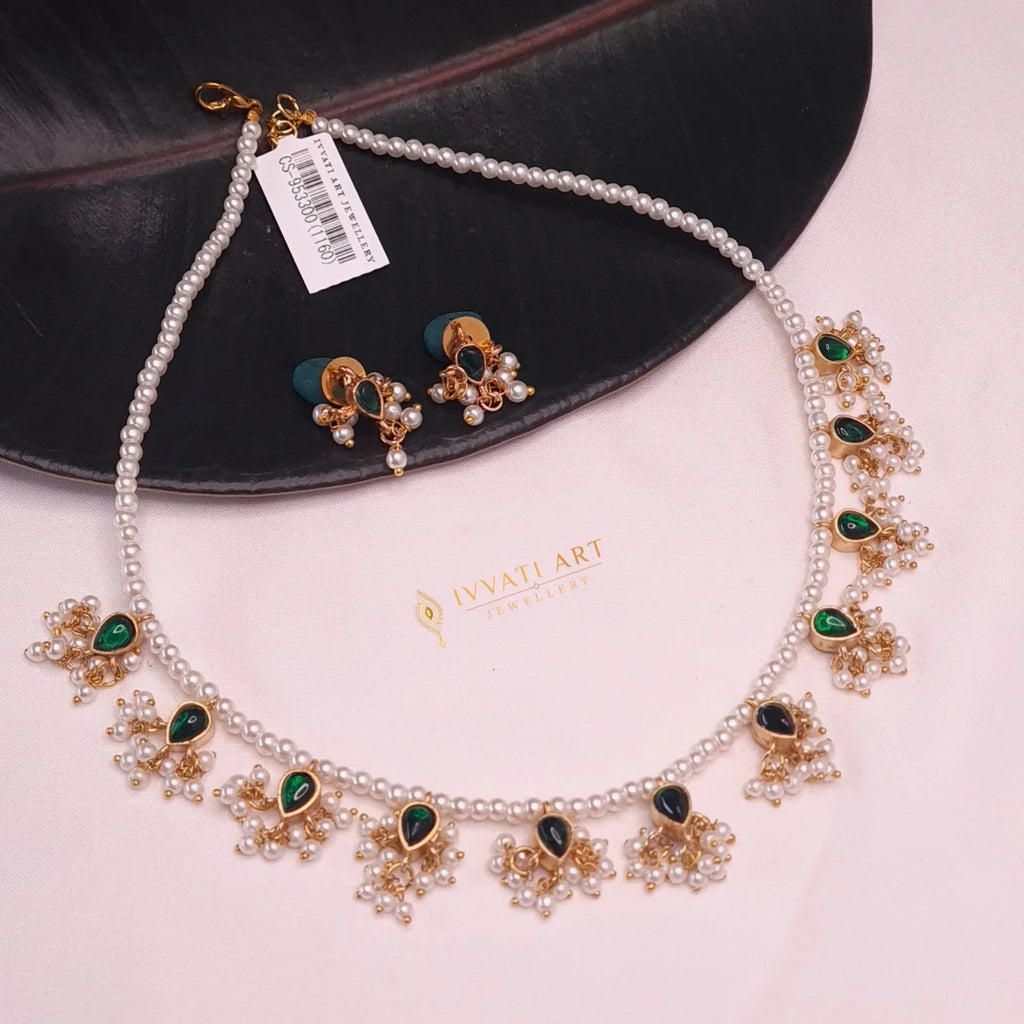 Jadau Kundan Pearl Mala Reversible