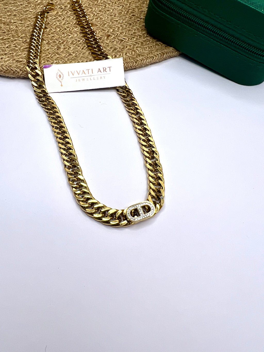 Anti-Tarnish Thick Chic Chain – 18K Gold-Plated Statement Jewellery