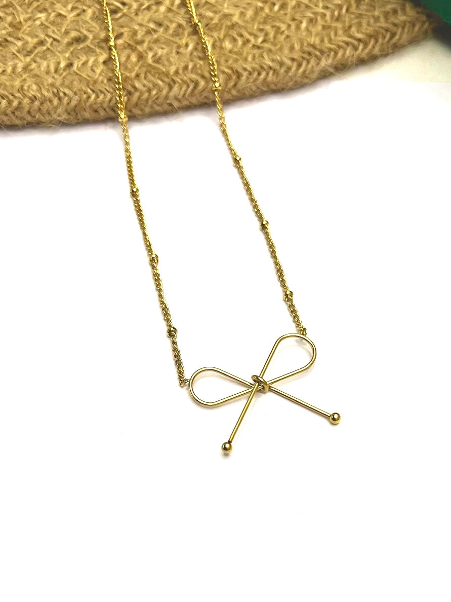 18K gold-plated necklace with infinity pendant – minimal daily wear by Ivvati Art Jewellery

