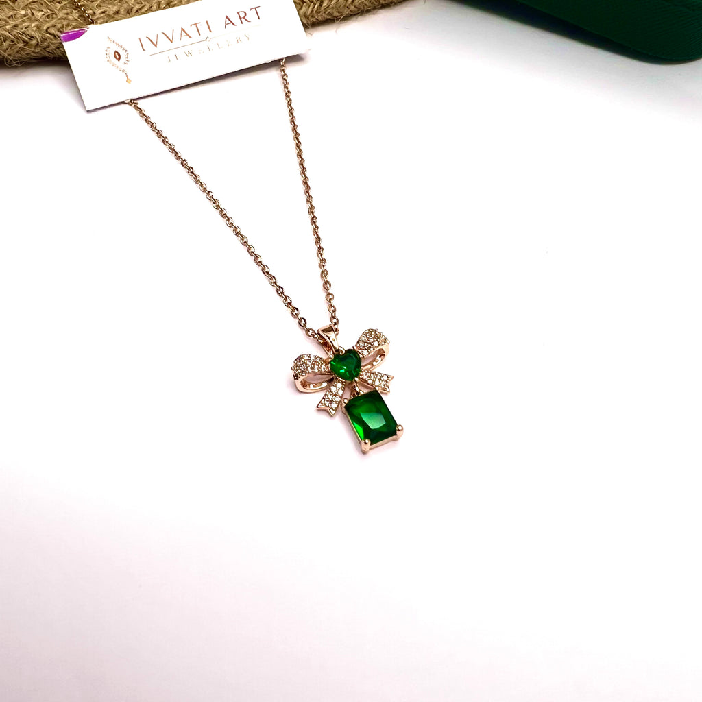 Emerald Knot Necklace – Rose Gold with Green Stone Pendant