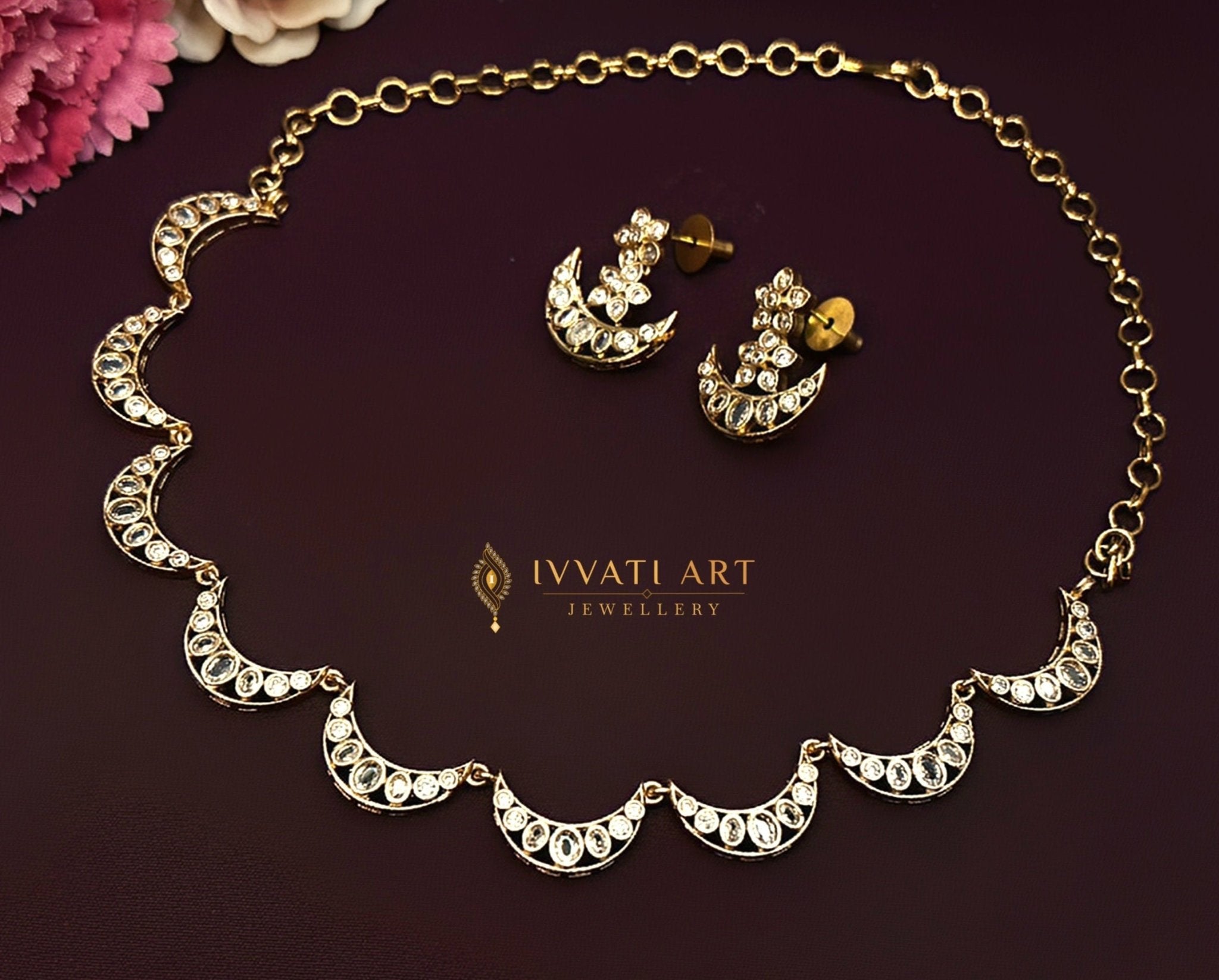 Chandrika Kundan Haar Necklace Set with Stud Earrings 