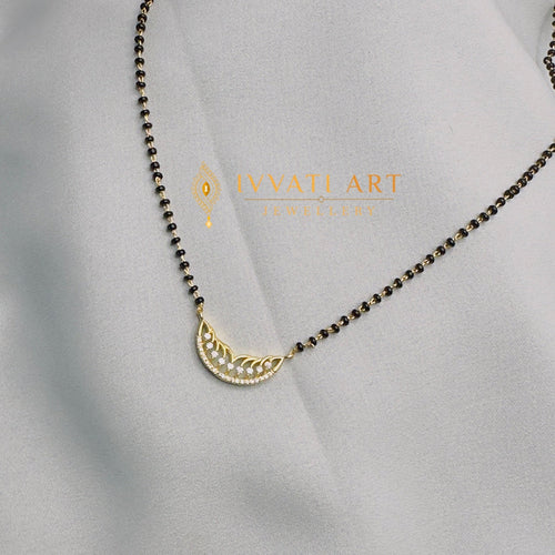 Crescent Mangalsutra for Women – Gold Daily Wear | Chandrika jewellery - Mangalsutra | Ivvati Art Jewellery