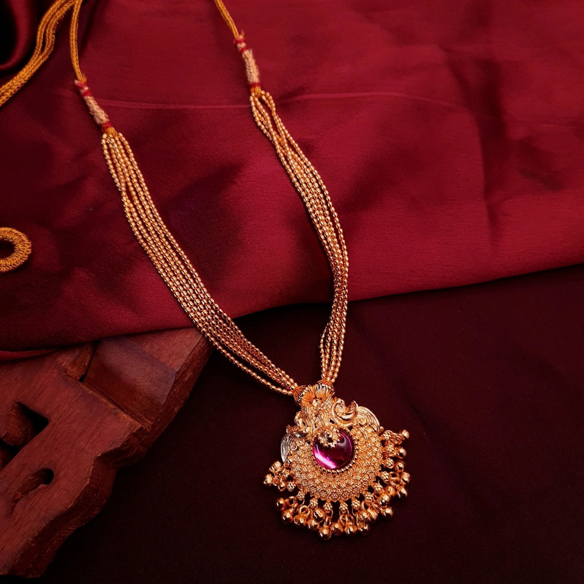 Gold Plated Kolhapuri Necklace jewellery - GOLD | Ivvati Art Jewellery