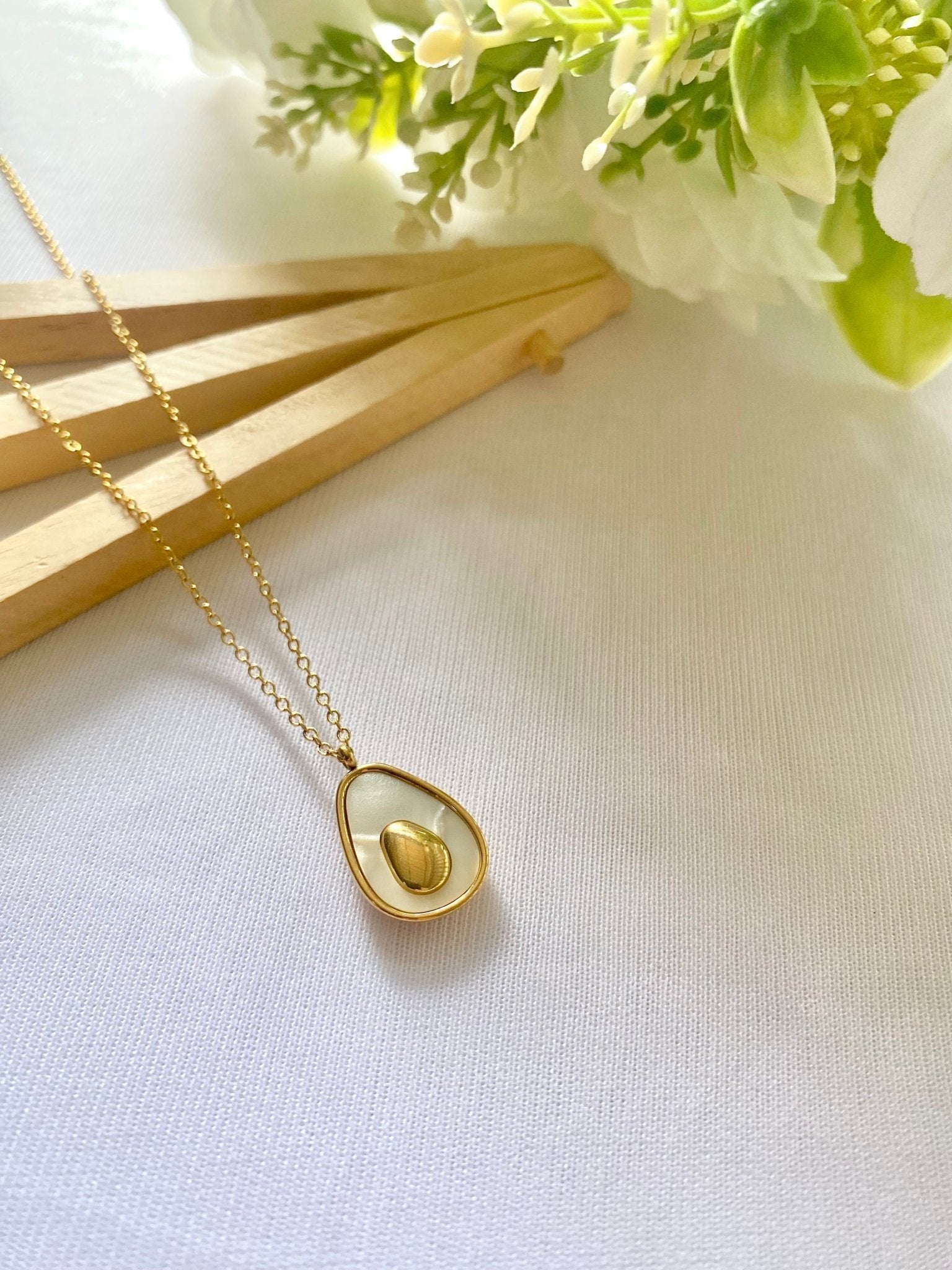 Golden Horizon Pendant – 18K Gold Plated Anti - Tarnish Necklace jewellery - Anti tarnish necklace | Ivvati Art Jewellery