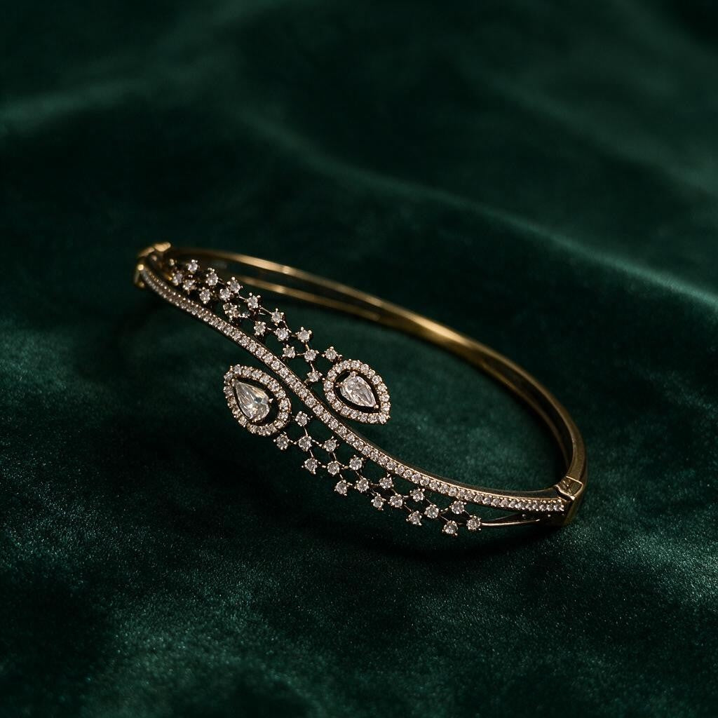 Ivvati teardrop AD kada bracelet with clear stone detailing