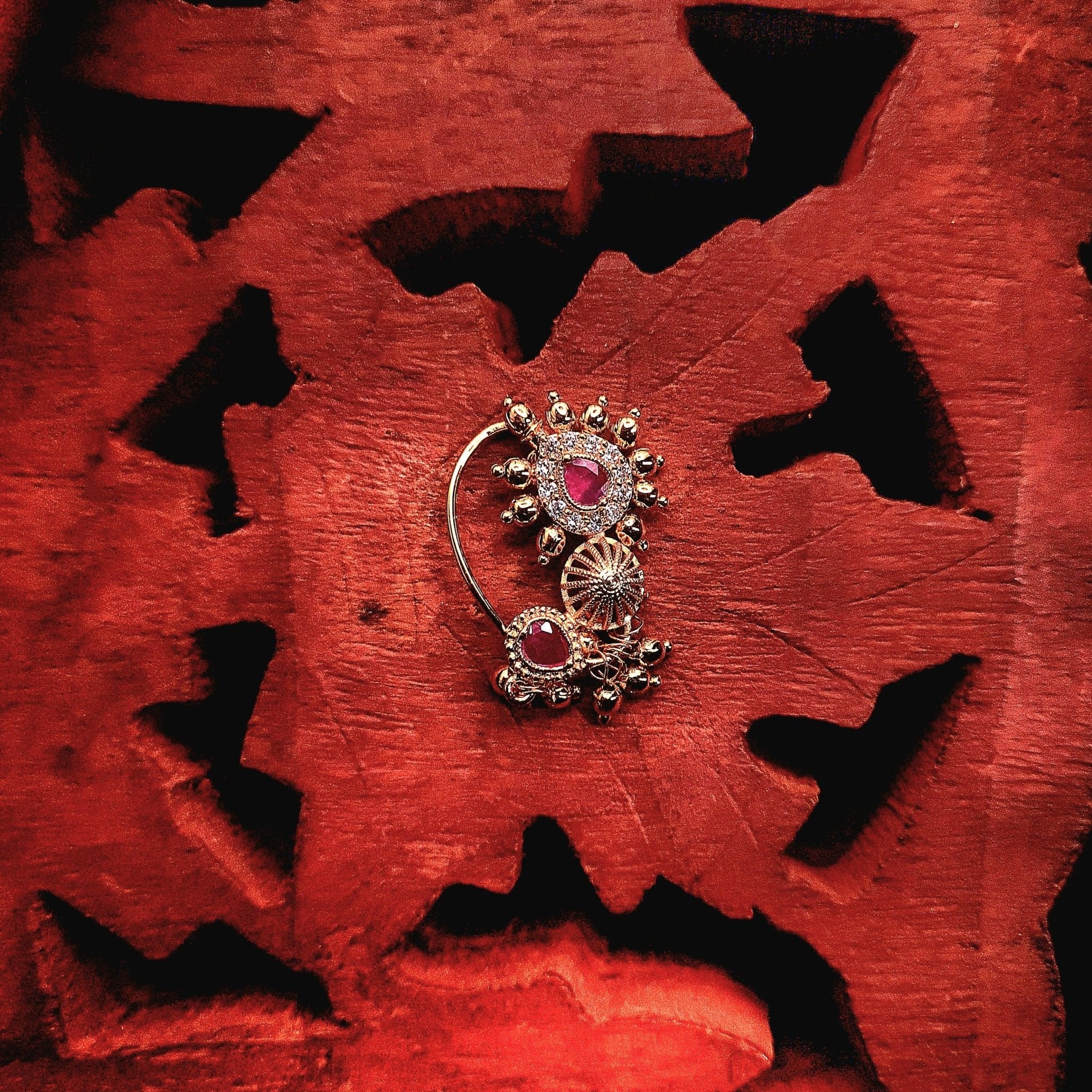 Maharashtrian Nath with stone jewellery - GOLD | Ivvati Art Jewellery