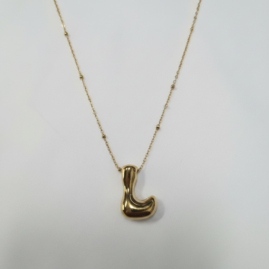 Minimalist gold curve necklace for women for everyday wear